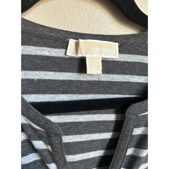 Michael Michael Kors V-Neck Shirt, Gray Striped Top, Size Large, Zipper Accent - Picture 5 of 8